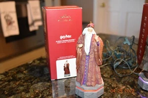 Hallmark Harry Potter Sammlung Albus Dumbledore Geschichtenerzähler Netzkabel - Neu im Karton - Bild 1 von 6