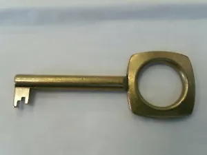 Ladderax Key ~ Mid Century Design ~ Solid Brass  * free postage  - Picture 1 of 5