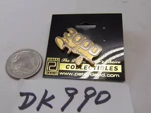 Vintage Peter David Lapel Pin San Diego Padres Tony Gwynn 3000 Hits Carded - Picture 1 of 4