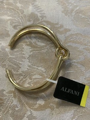 Brazalete Alfa I Mujer Metálico Mina Dorada Nudo Entrelazado. Foto 1 de 2