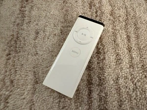 Apple Remote Control A1156 genuine - Picture 1 of 2