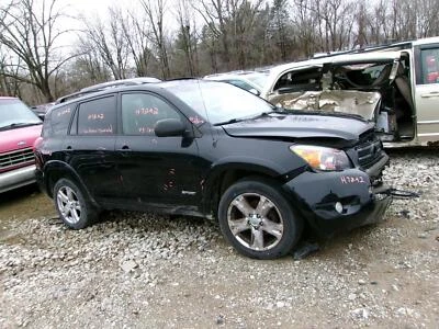 Used Air Cleaner Assembly fits: 2006 Toyota Rav4 6 cylinder 2GRFE engine Grade A - Image 1 of 4