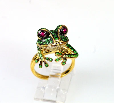 18k, GOLD, FROG RING, RUBY TSAVORITE GARNET, DIAMOND. OUR EXCLUSIVE DESIGN - Image 1 of 4