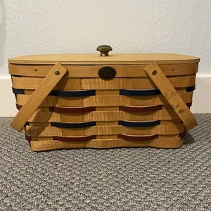 Peterboro Cesta de Picnic Manijas Utensilio Inserto y Elevador Bandera Americana - Imagen 1 de 24