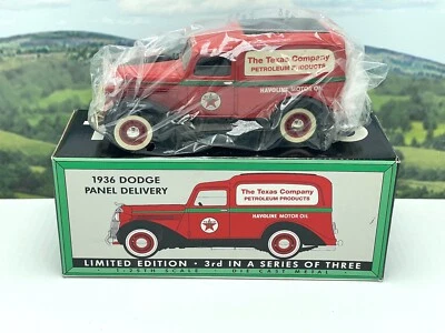 Liberty Classics 1936 Texaco Dodge Panel Delivery escala 1:25 Die-Cast Bank Foto 1 de 4