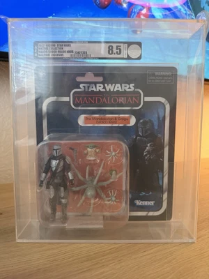 2022 Star Wars Vintage Collection VC 211 "Mando/Grogu-Maldo Kreis" AFA 8.5 - Image 1 of 2