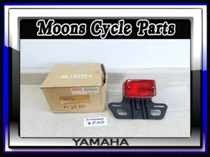 Conjunto de lente soporte luz trasera XT200 XT125 1982 1983 de colección como nuevo #15A-84500-60-00 - Imagen 1 de 14