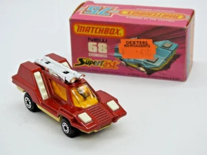 MATCHBOX SUPERFAST VNM EN CAJA No.68 COSMOBILE 1978-79 MET ROJO BLANCO INTERIOR - Imagen 1 de 10