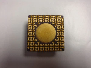 Motorola Gold CPU Sammlerstück mit Kühlkörper 149Pin 41963A00 - Bild 1 von 4