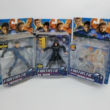 3 Fantastic 4 Movie Figures 2005 Toy Biz Dr Doom Mr Fantastic Invisible Woman 