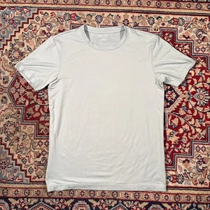 Alo Yoga Men’s T Shirt Size Medium Lifestyle  - Picture 1 of 8