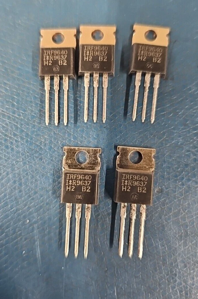 5 IRF9640 MOSFET P-CH 200V 11A TO220AB *OBS* US SELLER FREE SHIPPING - Image 1 of 1