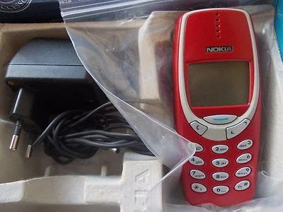 Telefono  MITICO NOKIA 3310 ORIGINALE NOKIA IN CONFEZIONE COMPATIBILE - Immagine 1 di 2