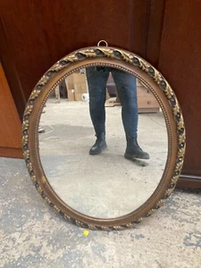 Vintage verzierter ovaler vergoldeter Wandspiegel zum Aufhängen 20 Zoll breit x 26 Zoll hoch - Bild 1 von 7
