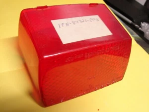 Yamaha Taillight Lens FZ600 FZX700 FZR400 YX600 1FN-84721-E0-00 Great Shape - Picture 1 of 2