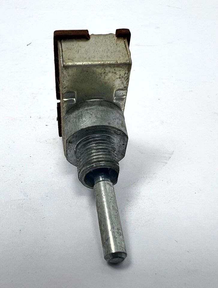 Interruptor intermitente de emergencia satelital Plymouth Belvedere GTX 1967 2820501 nuevo en stock Foto 1 de 4