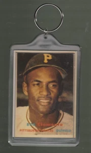 ROBERTO CLEMENTE BASEBALL CARD KEYCHAIN 1957 TOPPS LIKENESS PIRATES - Picture 1 of 1