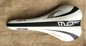 Asiento de bicicleta Selle Italia Pinarello Most XLR XP blanco negro fibra de carbono - Imagen 1 de 7