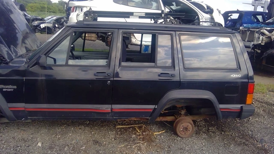 Automatic Transmission 6 Cylinder 4WD Fits 91-96 CHEROKEE 1099105 - Imagem 1 de 4