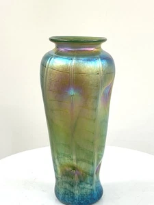 Aurene Gold Vase mit grünem Murano Design von Saul Alcaraz. - Bild 1 von 4