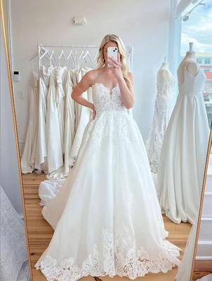 Gorgeous Wedding Dresses V Neck Lace Appliques Sweep Train Bridal Gowns - Image 1 of 4