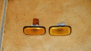 Nissan Skyline R34 Seitenblinker Original - Bild 1 von 2