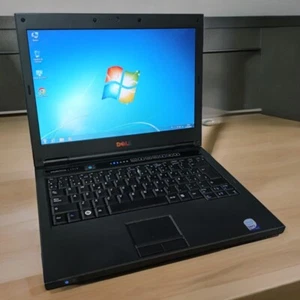 Dell Vostro 1310 Tragbarer Computer 13,3" Core 2 Duo T8100 4GB 160GB HDD W7 Pro - Bild 1 von 2