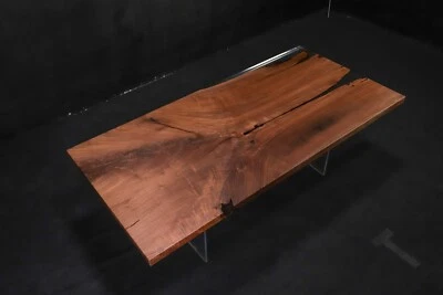Mesa de comedor de madera de nogal a juego con losa de madera maciza resina epoxi 86,5" x 42" Foto 1 de 4