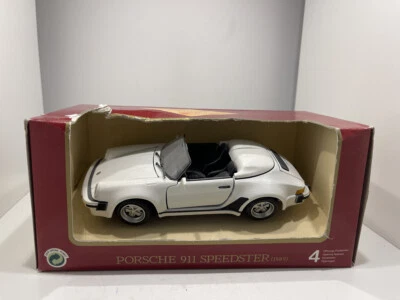 Modellino auto da collezione Porsche 911 Speedster 1:24 condizioni vedi foto - Immagine 1 di 3