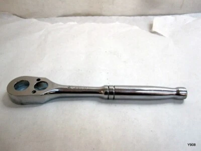 Trinquete cabeza pera liberación rápida STANLEY 3/8" modelo 89-818 SOLO CARCASA Foto 1 de 4