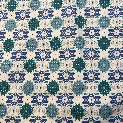 Vintage Quilter's Cotton Fabric  Blue White 25" x 35" Plus Sewing Craft Remnant - Image 1 of 4