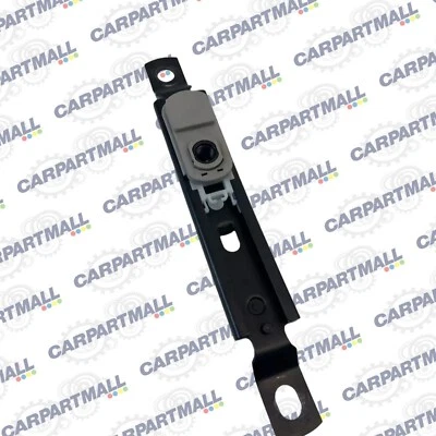 2004 2005 Kia Amanti Left Driver Side Seat Belt Heigh Adjuster Assembly OEM - Image 1 of 4