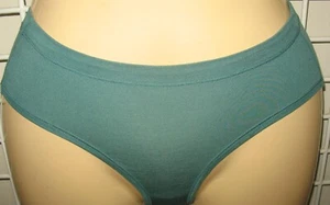 SERRA - GR: MEDIUM - GRÜN - VISKOSE AUS BAMBUS & ELASTHAN - BIKINI HÖSCHEN - Bild 1 von 3