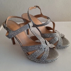 Thalia Sodi Größe 8M Silber High Heels 4" Absatz - Bild 1 von 5