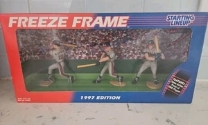 1997 STARTING LINEUP FREEZE FRAME CHIPPER JONES ATLANTA BRAVES 3 ACTION Figures - Picture 1 of 4