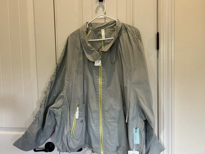 Chaqueta cortavientos Daily Practice By Anthropology Pop Trim 3x nueva con etiquetas Foto 1 de 4