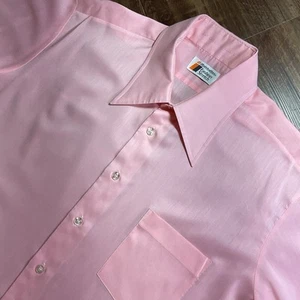 Vintage Manhattan Fashion Stretch Shirt Mens L Pink Short Sleeve Dagger Collar - Picture 1 of 5