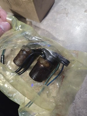 28200-P56-003 S4XA Transmission Shift Solenoid 28200-PR4-003 Honda Acura Civic - Image 1 of 3