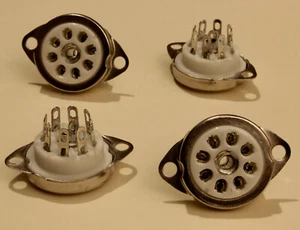Lot de 4 Supports B8A - RIMLOCK - Chassis pour tubes ECC40, EL41,AZ41,EF40,etc.. - Foto 1 di 2