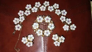 Vintage Signed Coro Brooch Earring Bracelet Set AB White Flowers Gold Tone - Picture 1 of 24