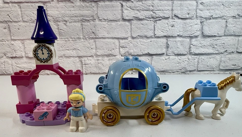 Lego Duplo 6153 Cinderella's Carriage Ride Horse Disney Princess *MINT* - Image 1 of 1