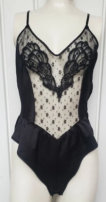 Mono de peluche de encaje satinado Warner's vintage talla mediana negro 55981 Foto 1 de 4