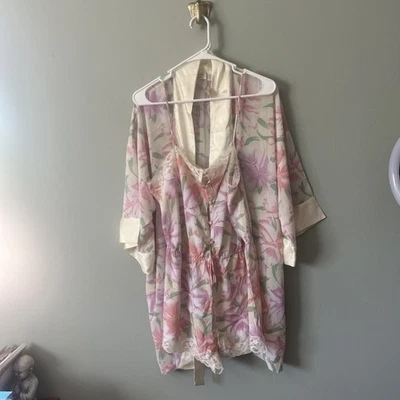 New Victorias Secret Sheer GoldLabel Vtg 90s Pastel Floral  Bridal Robe & Romper - Image 1 of 4