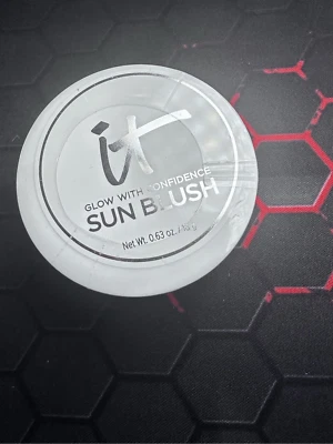 IT Cosmetics Glow with Confidence Sun Cream Blush with Hyaluronic Acid Color: Su - Image 1 of 3