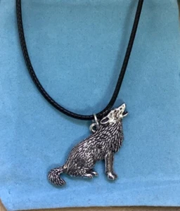 Howling Wolf Silver Pewter Pendant On A Cord - Picture 1 of 4