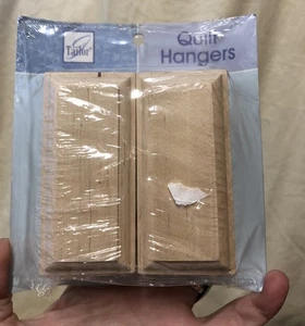 Par de colgadores de edredón de madera JUNE TAILOR JT-653 sellados naturales sin manchar - Imagen 1 de 6