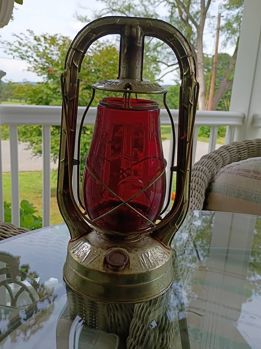 Dietz Monarch Lantern In Collectible Railroad Lanterns & Lamps for