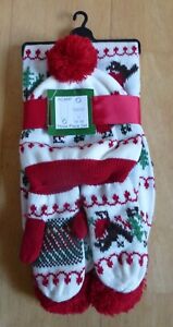 Ladies Lovely Knitted Christmas Robin Three Piece Set: Scarf, Hat & Gloves ~ New