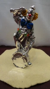 MARCELLO GIORGIO Clown Playing A Drum Statue Silver Metalic ITALY ARGENTA - Bild 1 von 9