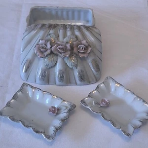 Vintage Japan Cigarette Case 2 Matching Ashtrays Porcelain Pink Roses Applied - Picture 1 of 12